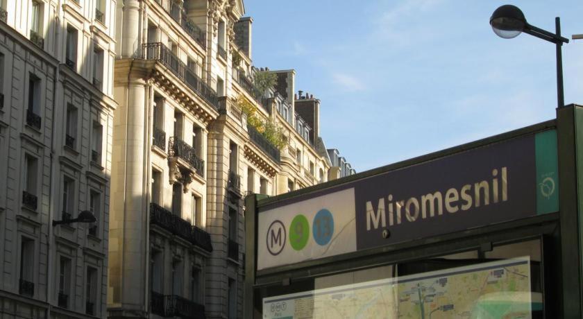 Paris 8 ème Appartement 2 pièces Métro Miromesnil Exterior foto